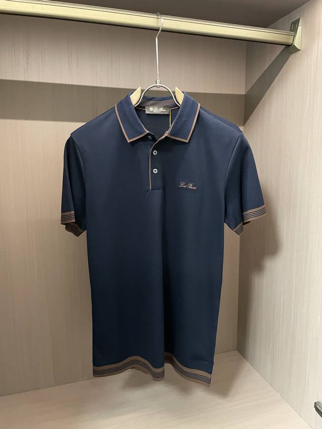 Lp2580春夏最新男士翻领短袖针织衫，精选针织棉质面料制成， 60支超柔长绒棉，16针密致针法，纹理清晰，尽显高端奢华品质；贴身穿着的舒适度绝对是普通Ｔ恤无法