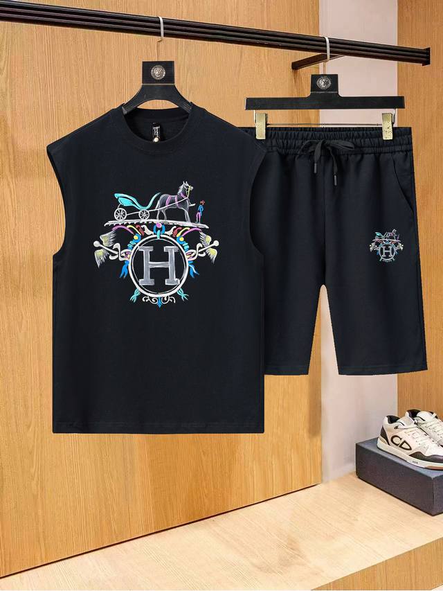 原单品质背心短裤套装爱马仕 2610夏季新款背心短裤套装 专注官网原版 原版1:1倾注顶级设计师的精心之作 就为一个贴合、完美的上身效果 全天然优质罗马棉 健康