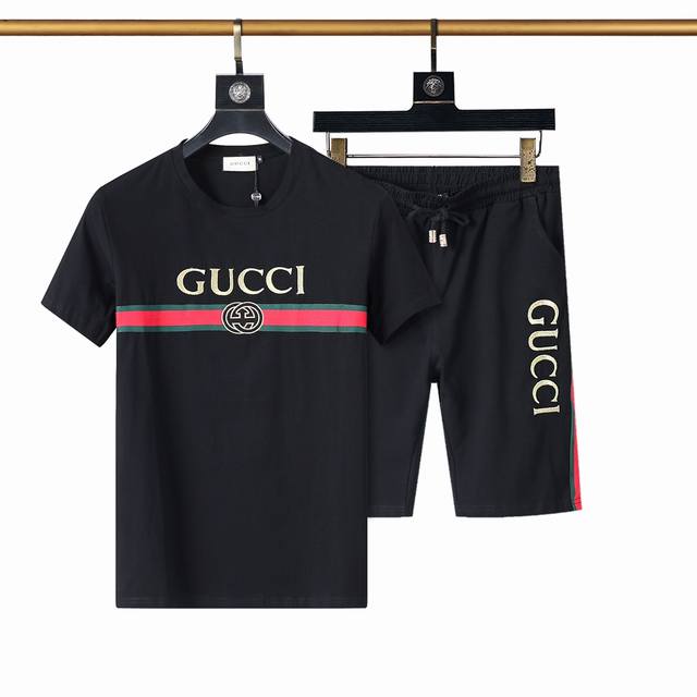 古驰Gucci 男士套装 世界时尚顶级纯棉手感滑爽极度舒适体验全球顶尖设计无敌高品质随时随地，都保持奢华高贵的特有的视觉质感.M一3Xxl