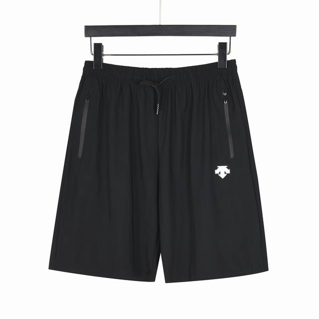 Descente 迪桑特 锦氨纶面料，1:1面料 短裤 有大码最大穿到260斤