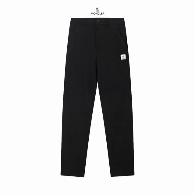 Moncler 蒙口春夏季新款 两色高品质薄款商务休闲时尚冰丝西裤 爽滑舒适抗皱无痕的好裤子 质感柔软 手感微弹 ，清凉冰丝裤 腰部松紧带， 版型设计时尚潮流