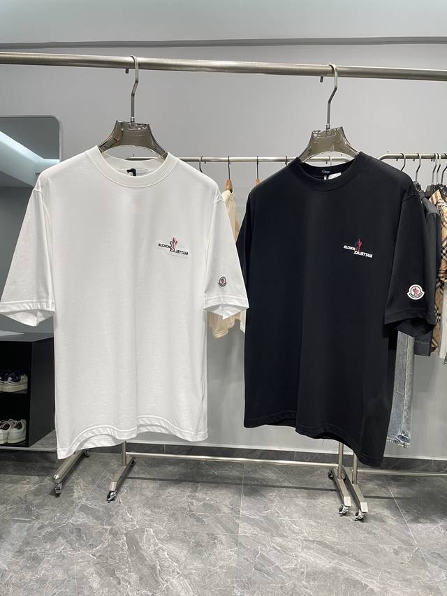 Kailai B23-Moc25Ss春夏新款平纹棉布基础圆领短Tee，男女同款后背拼缝字母Logo图案印花休闲套头短袖T恤衫！贸易公司渠道稀出，同步官网发售！M
