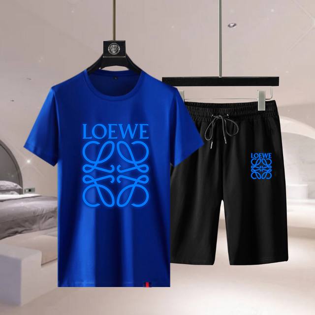 直 罗意威 2025官网同款.世界知名奢侈品牌.夏季男士高品质货短裤套装 采用进口原单面料 ，当季时尚潮流款，百搭爆款。简洁大方，精密的车工，让您走在时尚的顶峰
