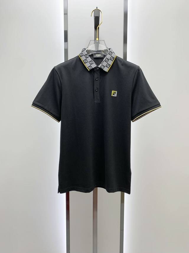 芬迪25Ss新款春夏短袖翻领T恤Polo，最高版本客供定制高端朱地面料简单时尚款，拼色螺纹超级好看！胸前芬迪眼睛刺绣经典Logo简单大方的款式！满满的高级感，四