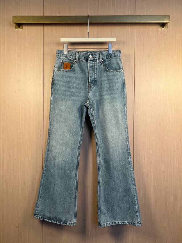 Lv 卡车牛仔裤 微喇叭版型 尺寸：30-32-34-36