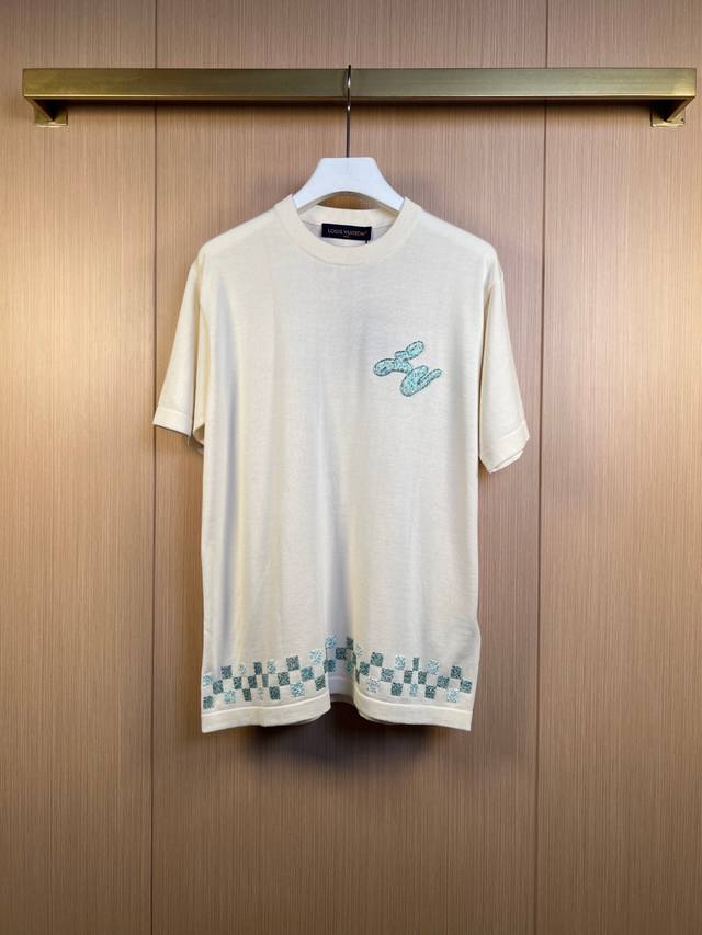 Lv 25Ss夏季新款 字母棋盘格珠饰针织衫短袖T恤 重工手工钉珠绣 尺码：S-Xl