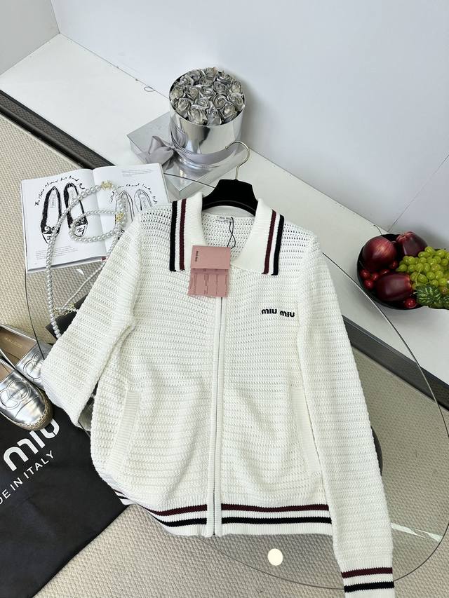 25Ss 缪家学院风 立体刺绣字母针织开衫1 Size S M L