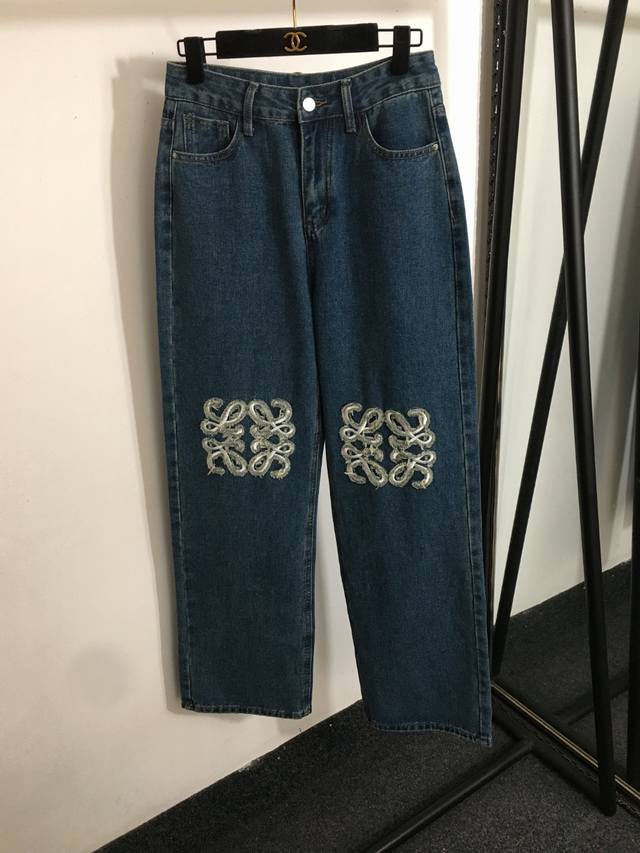 款号 8597 Loew*新款 膝盖Logo毛边刺绣百搭显瘦牛仔长裤，蓝色，S-Xl， M码；腰围70，长109