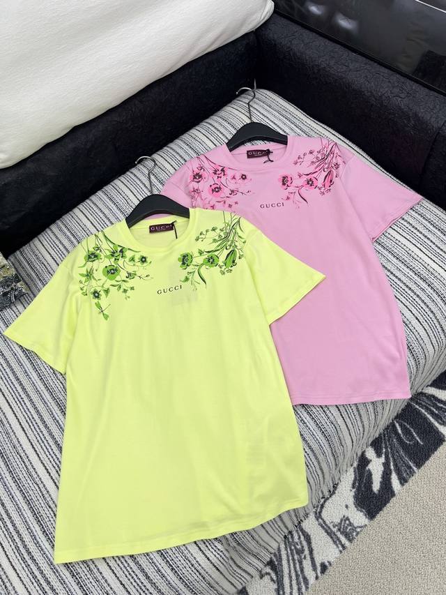 爆款现货 原单品质 Gucc*｜25限定系列新品印花短袖T恤 精致宽松大版型上身巨显瘦！ 定制最新印花 低调奢华！ 时髦精必备单品解锁所有穿搭！ 认准我家品质！