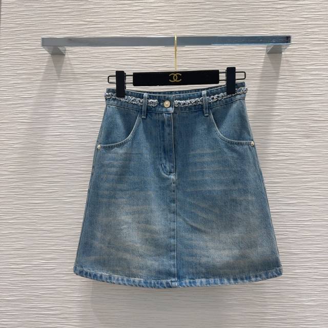 Chane* 2025Ss新款牛仔系列 高颜值 一系列出品 百搭无烦恼 就是很干净的感觉 人手必备 真的很赞！ 手感很舒服的洗水牛仔棉 做旧酵洗造型 Sml S