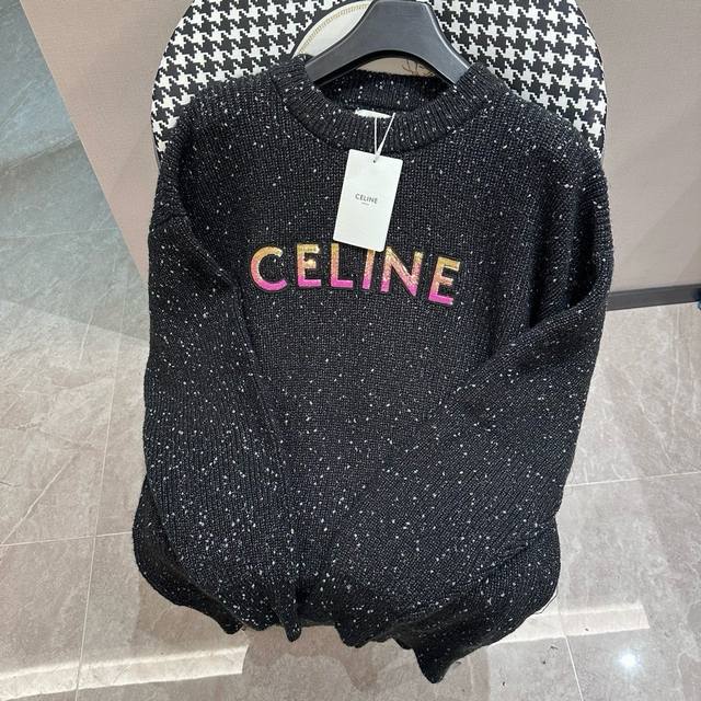 Celine赛琳 男女同款 秋冬新款针织套头 纽约Soho门店限定款 法国奢侈品牌Celine 采用客供定制专属羊毛混纺面料 大气时尚款 质量绝对保证经典又时髦