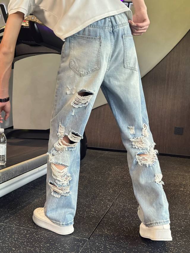 款号Xk3369 美式反面破洞牛仔裤夏季Hiphop高街乞丐裤痞帅设计感宽松直筒裤，面料定制经过一流的高工艺水洗 ，质地紧密 色泽均匀 纹理清晰，上身非常舒适