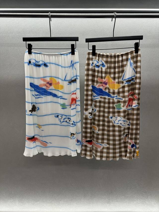 2680 Spring And Summer ！Cheer*Iupi，褶皱半裙， 有趣的彩色印花图案，多巴胺穿搭颜色， 搭配防晒小罩衫，夏日衣橱必备！ 两色，三