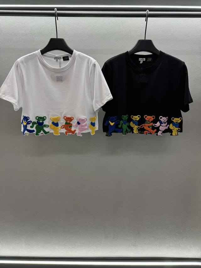 2680 Spring And Summer ！Loew*，彩色小熊T恤， 可可爱爱舞蹈毛绒小熊， 七彩颜色灵活生动， 视觉冲击童真趣味！ 两色，三码！