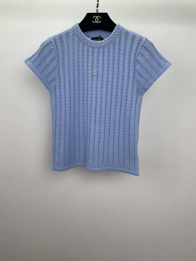 C家短袖针织衫 适合夏季穿着。适合不同体型的仙女们！衣服是套头设计，短袖舒适透气 Sml