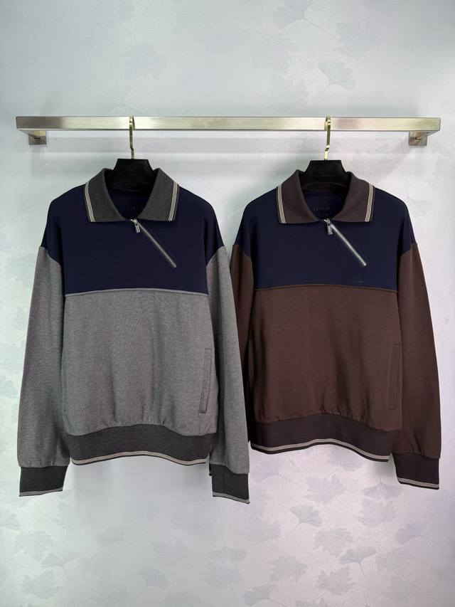 Miumi* 25Fw早秋新款 斜拉链翻领卫衣丨独家Yb开发！高版出品！拉链式翻领既休闲又Cool斜拉链设计上身特别好看 解锁不一样的穿搭模式 酷飒又帅气宽松版