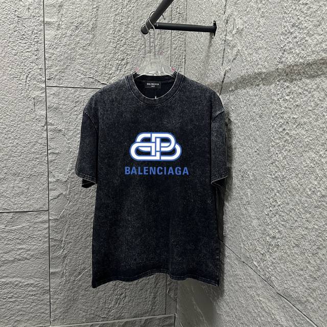 Bal*巴黎*2025春夏季新款 雪花做旧洗水复古圆领短袖 胸前Logo 双B四环字母印花 定制面料 短袖T恤 男女同款 颜色：雪花黑 雪花蓝 雪花粉 雪花灰