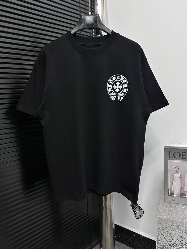 Chromehearts 克罗心 25Ss拉浆圆领T恤 原版面料 官方同款 短袖T恤 定制260克同缸染面料 手感非常舒服 春夏最新砖柜同步 时尚又个性 超级百