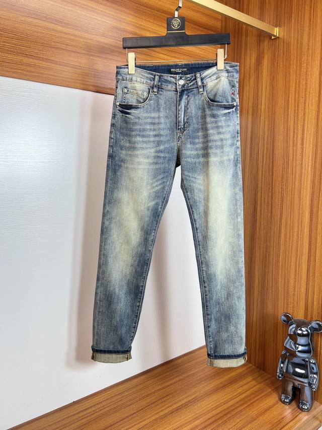 Pp2580春夏新品 三标齐全 牛仔裤 好货不用过多介绍 看细节 专柜码数：29-38 175 140上身32码