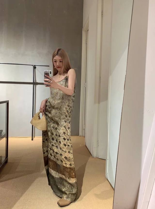 上新 Uma Wang 复古风吊带连衣裙Sml