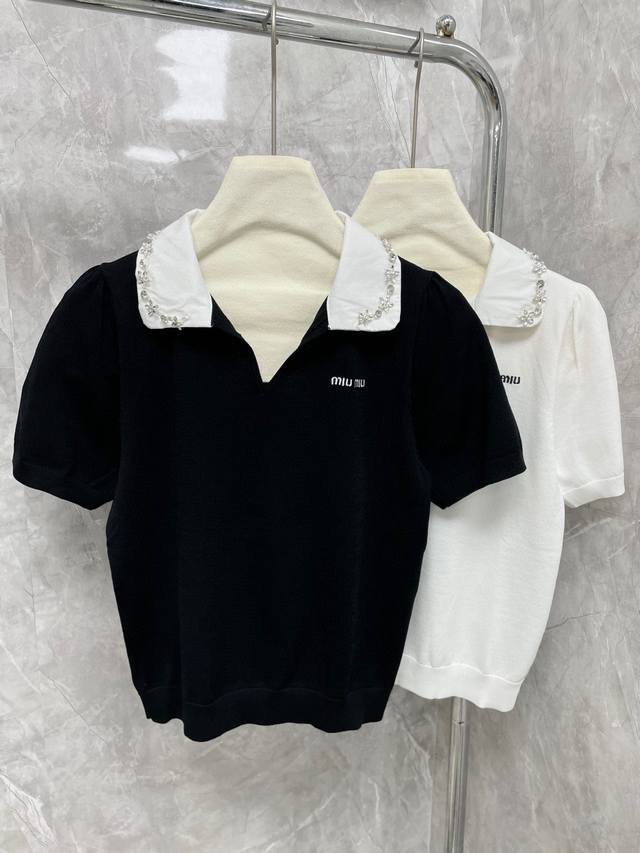 New 爆款 Mm家25新款字母刺绣重工手工钉钻小V翻领短袖出货 2色 S M L码