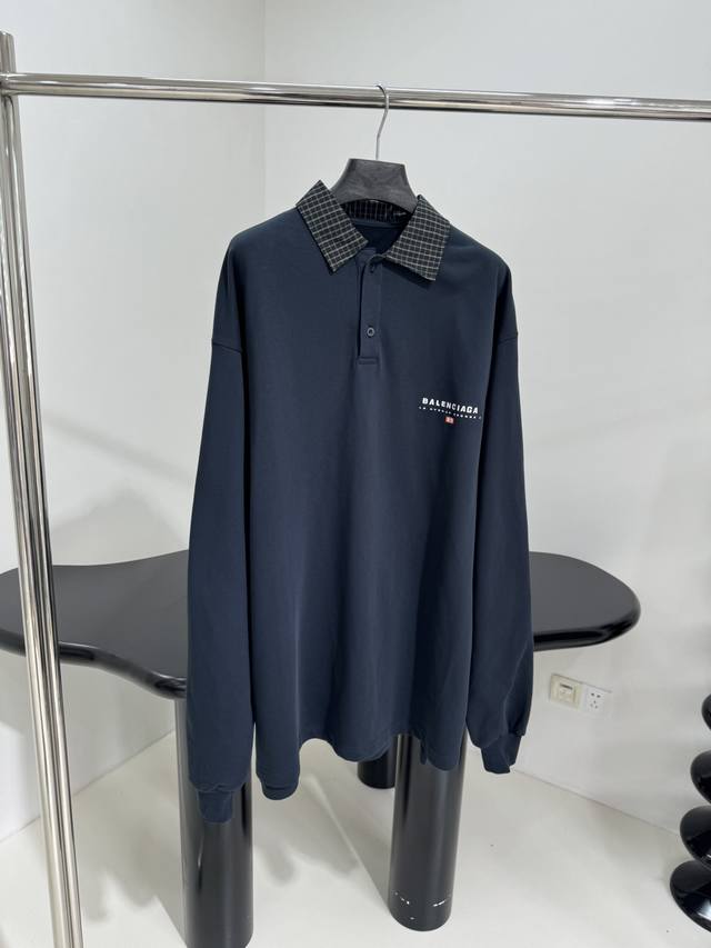 新品Baggy珠地棉Polo T恤 定制定染珠地棉面料制作 经典Polo领口设计 色织衬衫面料 胸口饰有Baggy 徽标刺绣 领口纽扣开合 男女同款 ：酒红色