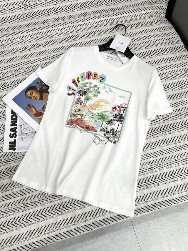 25Ss 早春新款 Di*Or城市限定款系列外滩夕阳印花字母图案T恤！ 强烈推荐热卖款！ 做工品质看细节 Color：白 Size：Sml