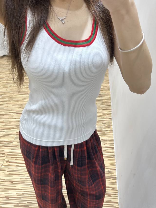 Gucci上身图