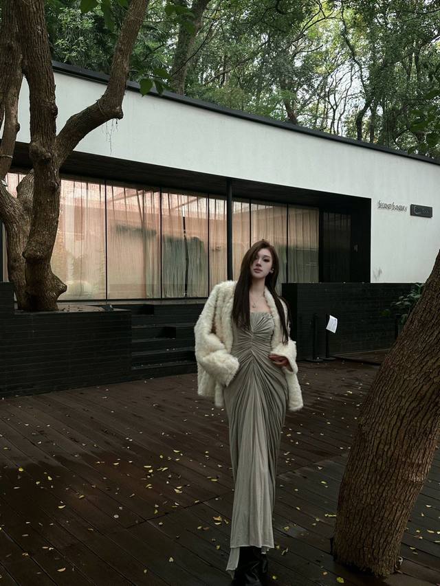 Rick Owens 秋冬女士束胸露背性感褶皱超长晚礼服长裙子 灰色 黑色 码数Sml