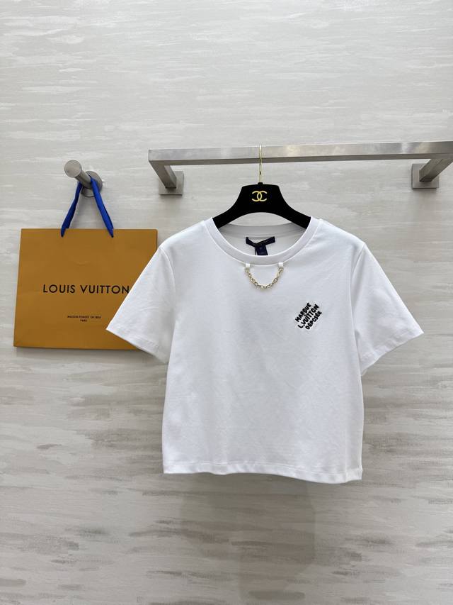 Lv2新款 撞色刺绣字母图案 链条短款T恤 高品质定制 现货首发Size：S M L