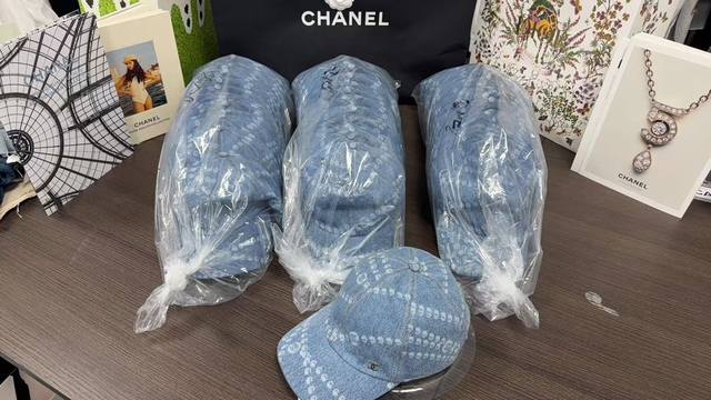 Ch-J，帽子现货，真丝内衬，原版开，