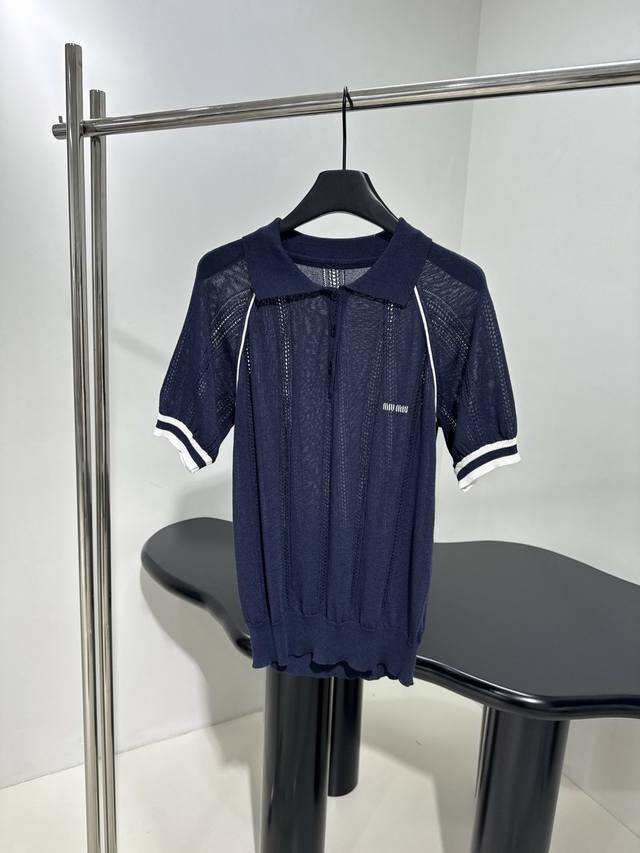 新品羊毛混纺Polo衫 藏蓝色羊毛混纺面料制作 饰品牌标识刺绣 撞色插肩袖口 弹力版型 单穿叠穿的经典单品 ：藏蓝色 ： L