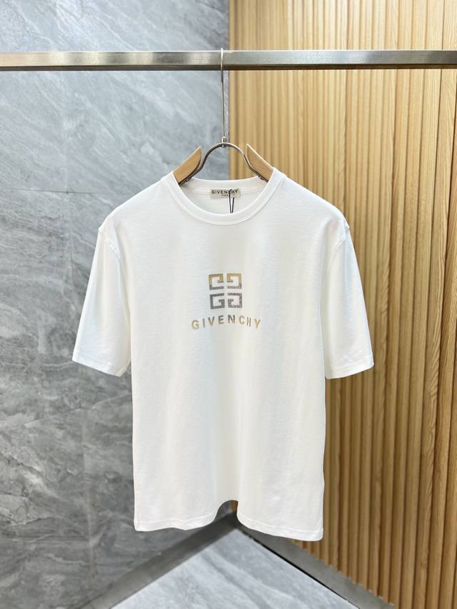 Give 纪梵希 2025年春夏新品上新 三标齐全 丝光棉圆领短袖T恤 好货不用过多介绍 看细节 专柜码数：M-Xxxl 175 140建议L，