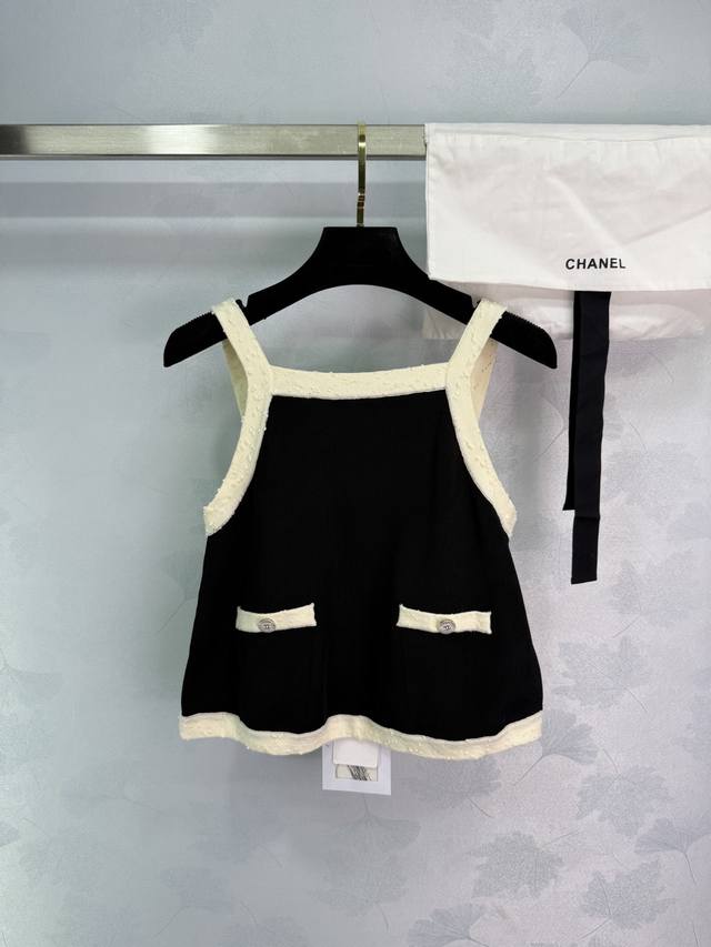 Chanel*25A高级手工坊系列黑白拼接吊带，Yb定制纱线冰凉丝滑舒适，简约时尚不挑人单色Sml。T226B