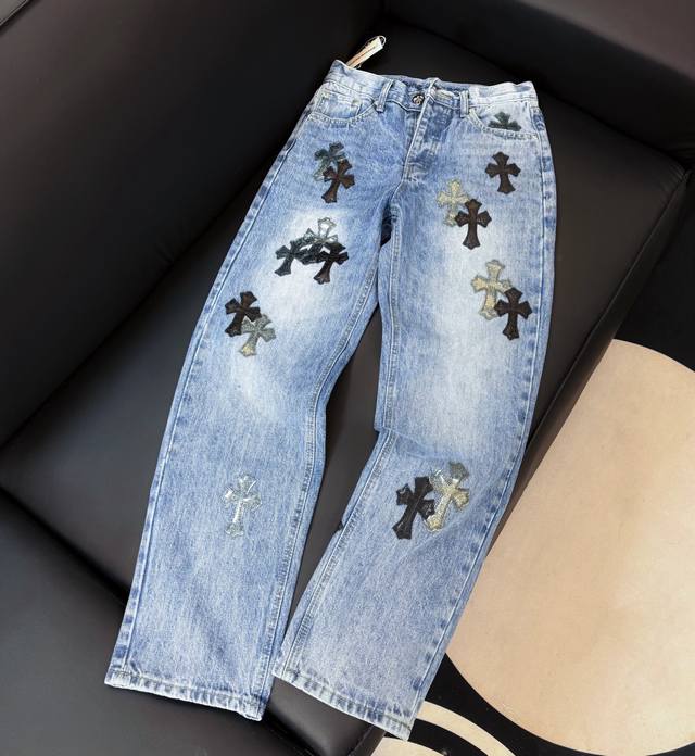 款号:D293 Chrome Hearts克罗心星空贴皮牛仔裤 Size：28，30，32，34，36 S-Xxl Color：蓝 尺码参考： 裤长100 10