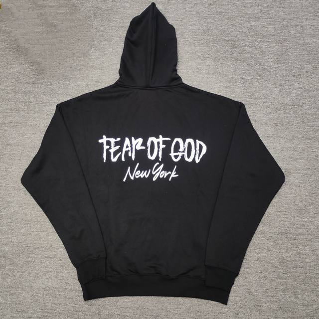 顶级版本Fog Crazy Fear Of God Essentials新款涂鸦字母潮牌加绒男士情侣圆领卫衣 高品面料采用高端400克面料！丝滑柔顺！不变形，不