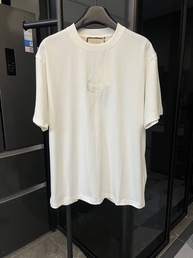 隔天 Gucci 古驰 25Ss G家经典双G刺绣短袖 白 重磅克重260G纯棉双纱面料 螺纹定织定染通肩拉条工艺增加衣物清洗寿命 触感舒适 品质上乘 全套辅料