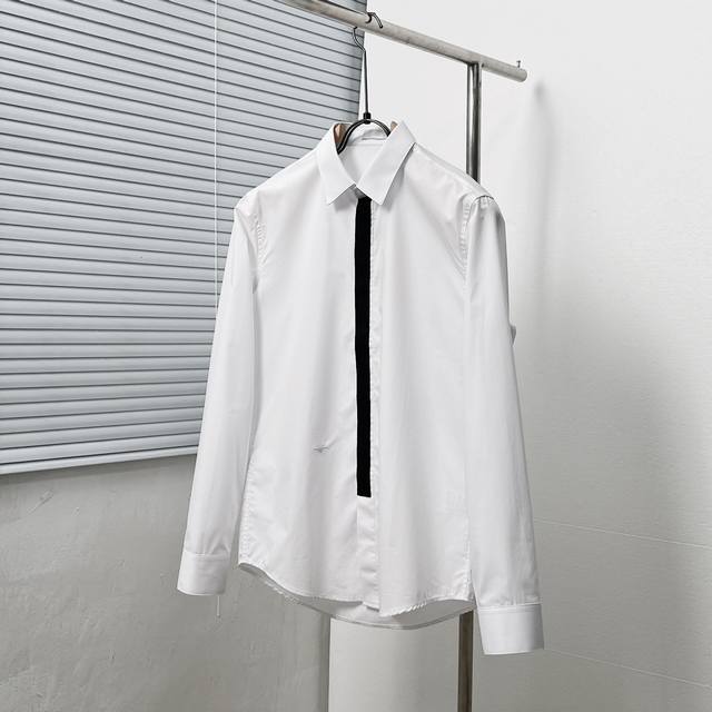 Dio* 迪奥 门襟拼色织带蜜蜂刺绣衬衫 码数：M-3Xl 颜色：黑 白