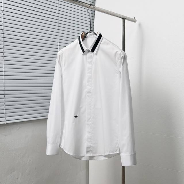 Dio* 迪奥 领面拼色织带蜜蜂经典刺绣衬衫 码数：M-3Xl 颜色：黑 白