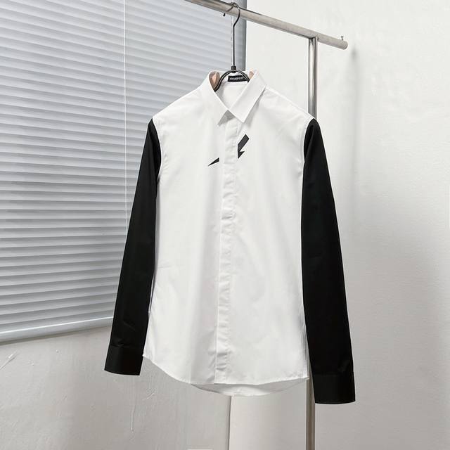Neil Barre* 尼奥贝.奈特 黑白拼色门襟闪电印花衬衫 码数：M-3Xl