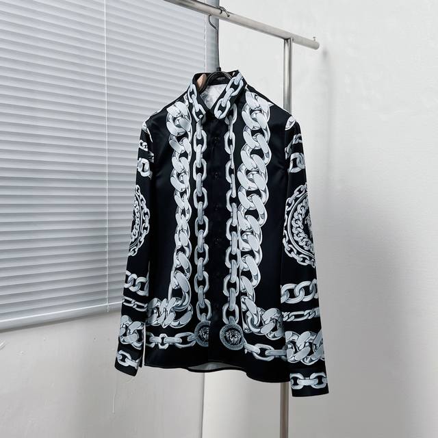 Vers* 范思哲 Medusa Chains链条对位印花衬衫 码数：M-3Xl