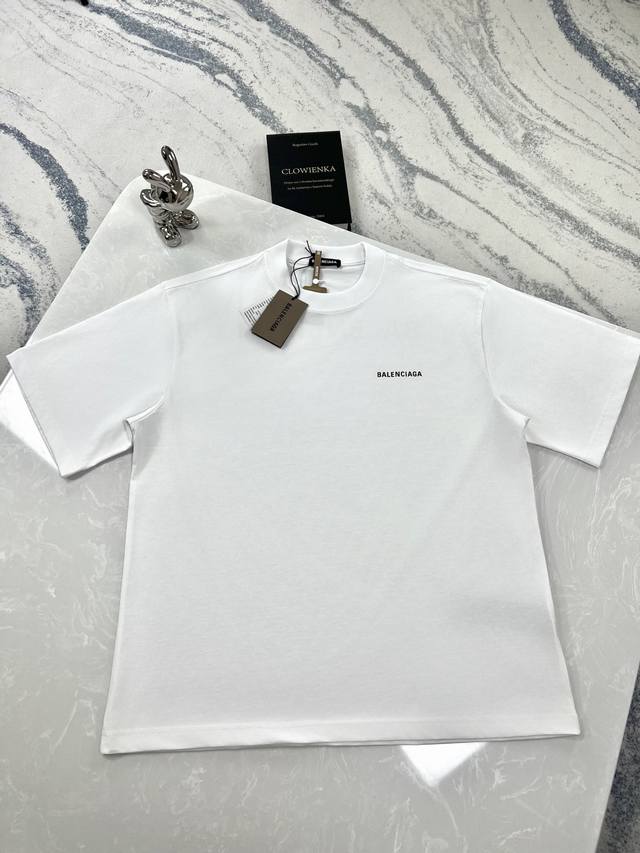 高版本 Balenciaga -巴黎世家-前后大写字母印花Logo短袖T恤 Size:Xs-L