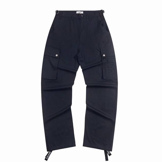 Celine Fw 织带工装长裤 面料采用全棉梭织材质 腰头衬布包边工艺 定制开模Logo纽扣 定制Ykk拉链 定制织带双面对位印花 定制铜腰头调节扣 定制Lo