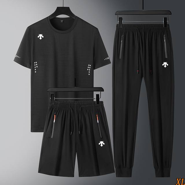 Descente迪桑特 独家实拍上新夏季高品质竹节纹冰丝宽松透气短袖户外休闲五分裤长裤男休闲运动速干短袖短裤长裤套装三件套，本季主打，货源充足，放心主推，高端品