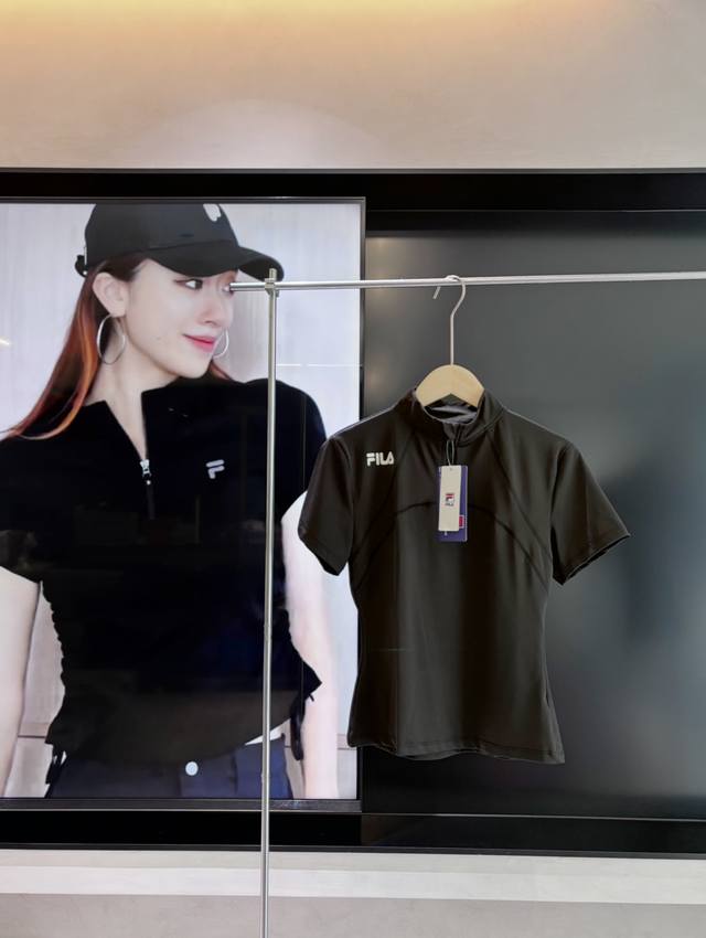 25早秋新品 Fila斐乐潮牌女装舒适休闲显瘦短袖衫瑜伽服跑步健身运动装 独家爆款 跑量爆款！新款斐乐运动跑步女士新款 高科技弹力运动面料，贴身穿着肤感软糯舒适