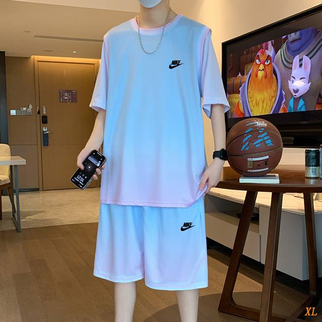 耐克 独家实拍上新夏季高品质假两件篮球服套装比赛队服夏季速干情侣款运动服，本季主打，货源充足，放心主推，高端品质，经典设计，做工出色，经典百搭，上身效果极佳