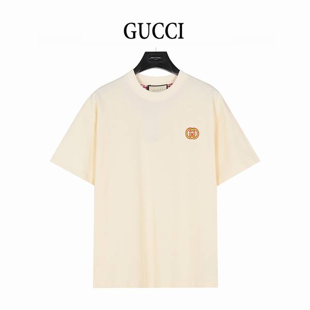 Gucci 古驰 25Ss 刺绣双G字母格纹领短袖T恤 定制260克全棉双纱紧密爽滑面料，布面干净，布纹清晰，手感非常细腻扎实，更加力挺 -万针刺绣工艺，进口日