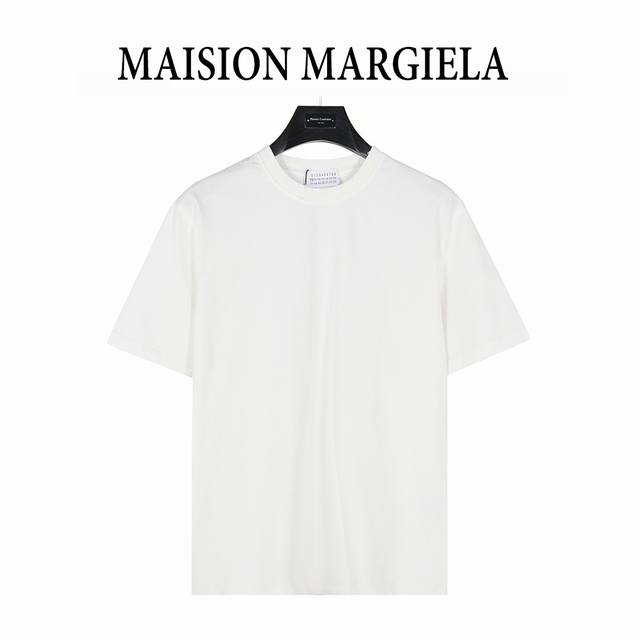 Maisonmargiela 马吉拉 25Ss 后背数字牙刷绣喷马溜洗水短袖T恤 原版开发 手感柔顺不变形不缩水 独家定织定染高克重紧密精梳棉面料 质感柔软舒适