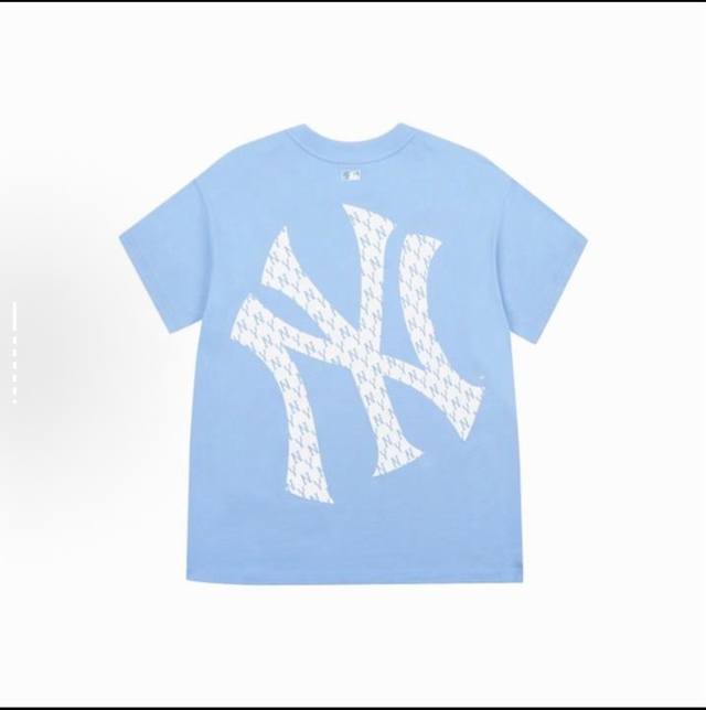 款号619 #爆单预警！Mlb经典款T恤来啦～ 黑白两色永不出错，胸前小标+后背大Logo设计，Ny字母刺绣超精致，密密麻麻的字母细节拉满，高级感直接拿捏！ 纯