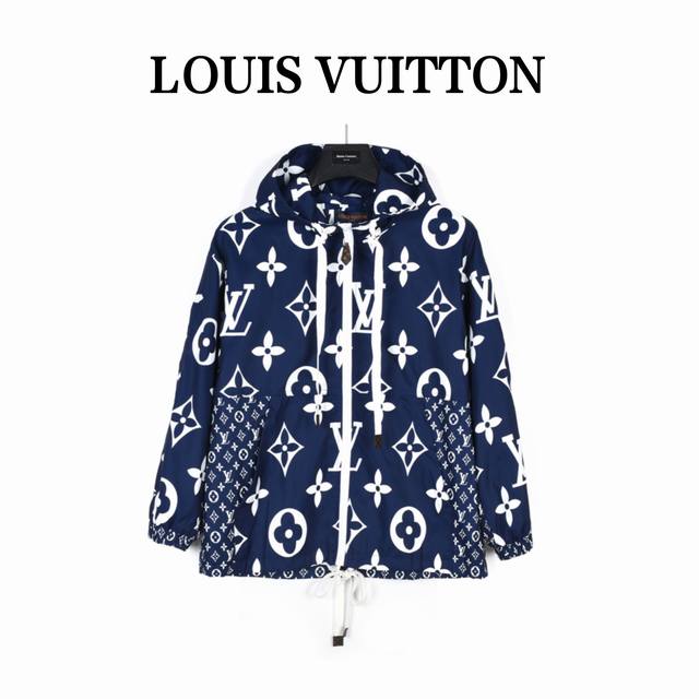 Louisvuitton 路易威登 满印老花风衣外套 客供原版定织面料，面超料赞，爽滑舒适，手感一流，经典老花Logo印花长袖外套短裤套装，融汇 Monogra